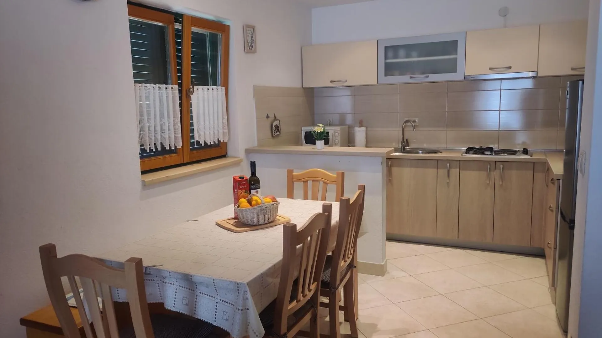 La Donna Pavica Apartment Pasman